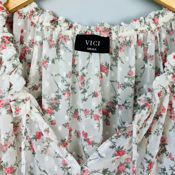 VICI Floral Blouse - Picture 5 of 9